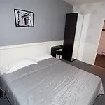 Lecluse Hotel