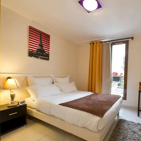 Lecluse Hotel