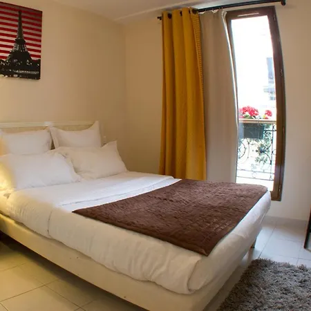 Lecluse Hotel