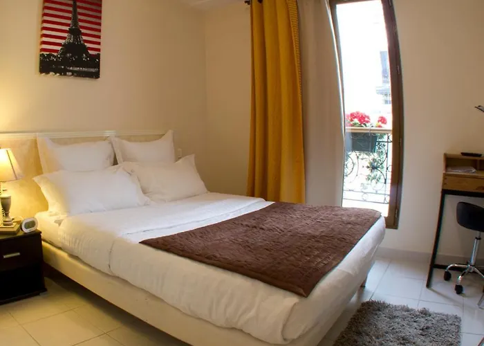 Lecluse Hotel