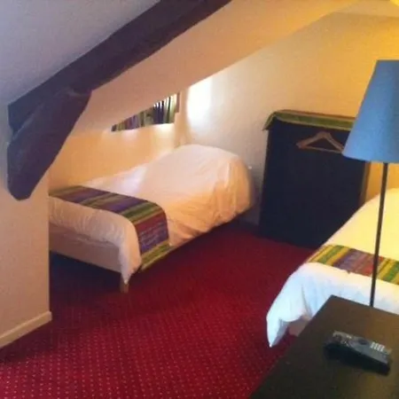 Lecluse Hotel 3*