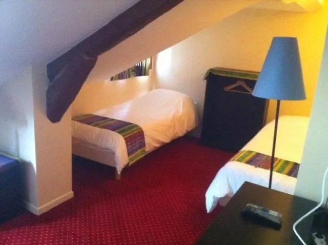 Lecluse Hotell 3*